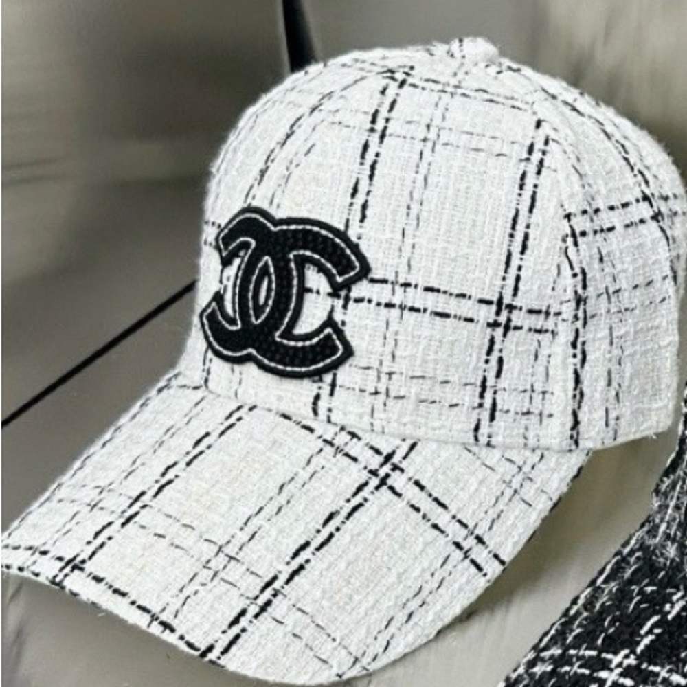 NWOT Designer inspired tweed white with black accents cap- so cute!!!